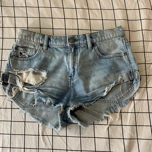 BDG boyfriend short low rise